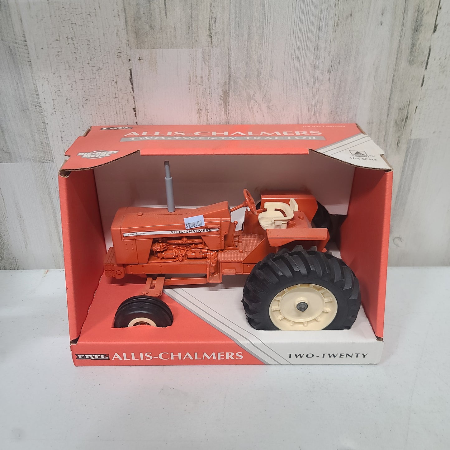 1:16 Ertl 220 Allis-Chalmers Super singles NIB