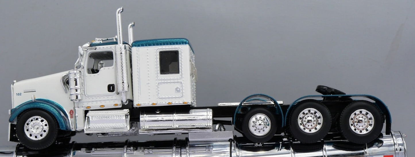 1:64 DCP W900L with 60" flat top sleeper Teal (truck only)