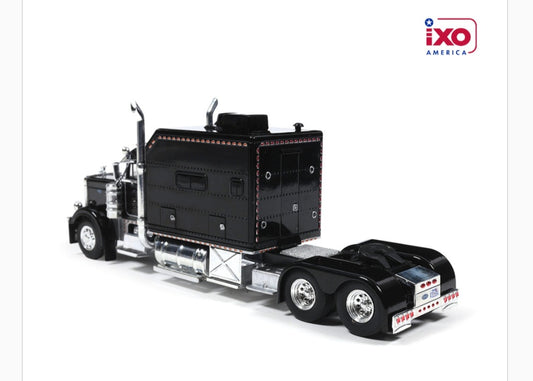 1:64 IXO Peterbilt 379 Custom - Black