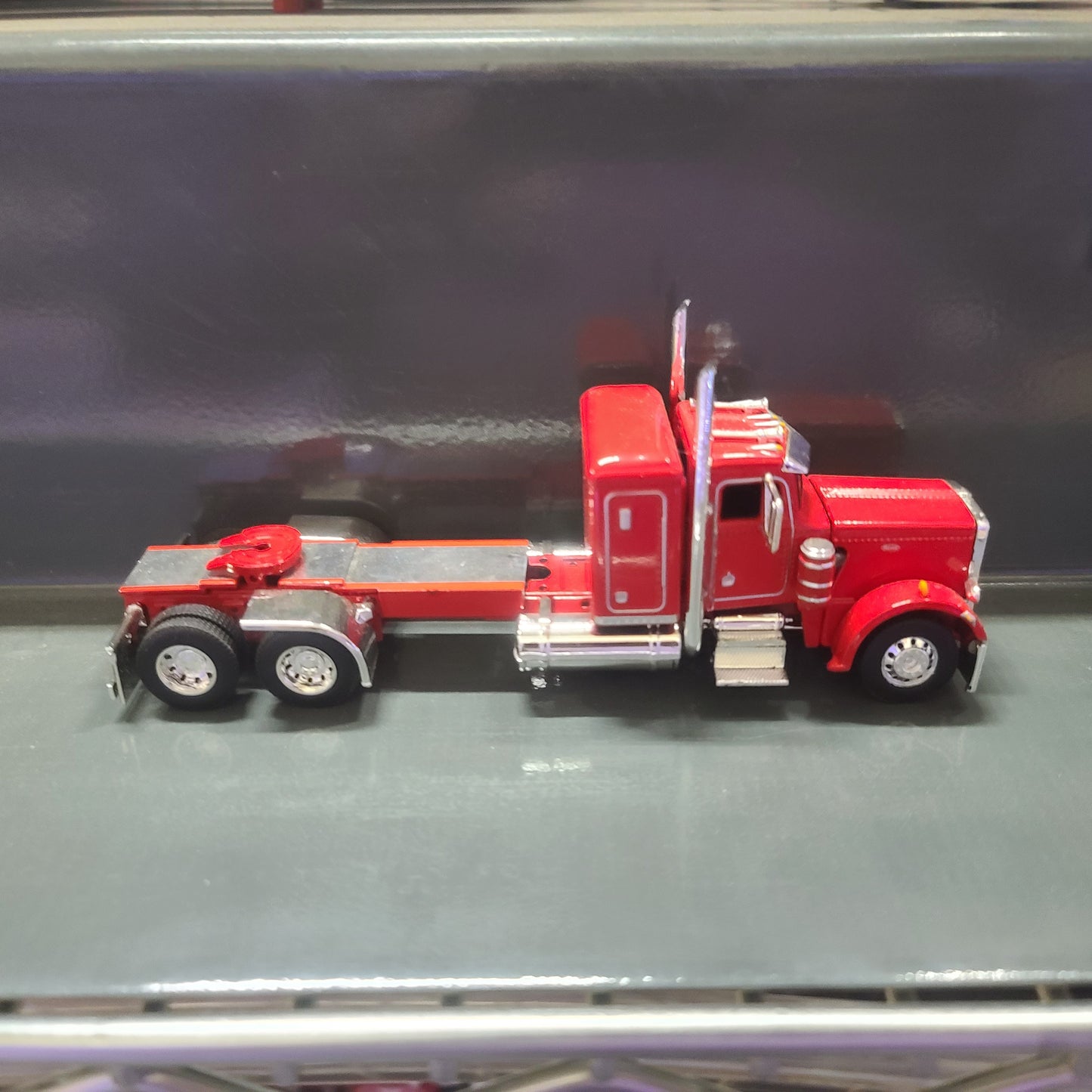 1:64 DCP Cab Only Peterbilt 359 36" bunk red