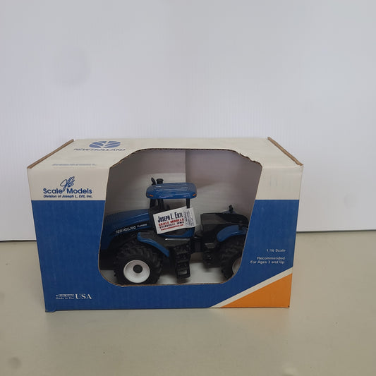 1:32 Scale Models New Holland TJ425