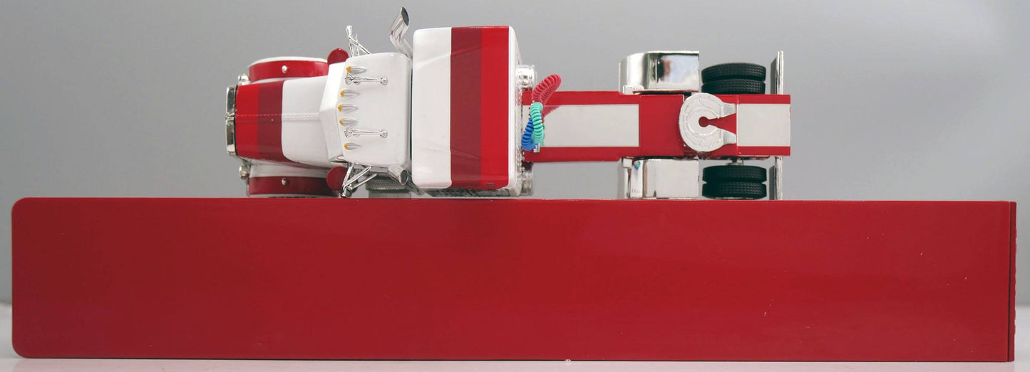 1:64 DCP White red and burgundy Peterbilt 379 with Wilson Spread Axle Cattle Trailer