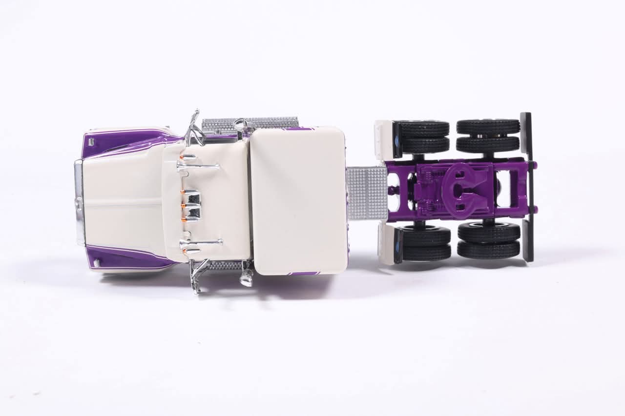 1:64 IXO 1978 Ford LTL - 9000 Purple and Cream