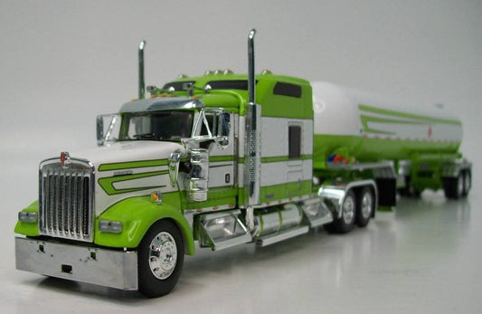 1:64 DCP Kenworth W900L 86" Studio Sleeper with LPG tanker Lime and White