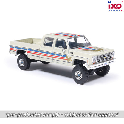 1:64 IXO 1976 Chevrolet Custom Deluxe K30 Fleetside - July 4th Exclusive