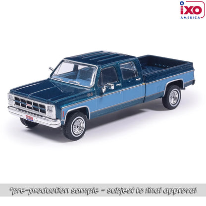 1:64 IXO 1980 GMC High Sierra K2500 Crew Cab Wideside - Dark Blue Metallic & Medium Blue - Special Two-Tone