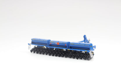 1:64 Landoll 5532-30 Grain Drill by Die Cast Masters