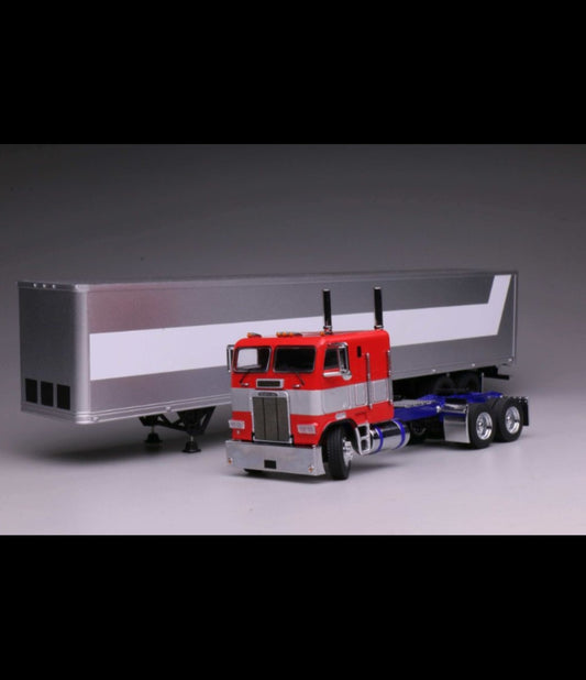 1:64 596 Freightliner Cab Over and Trailer Optimus Prime Limited