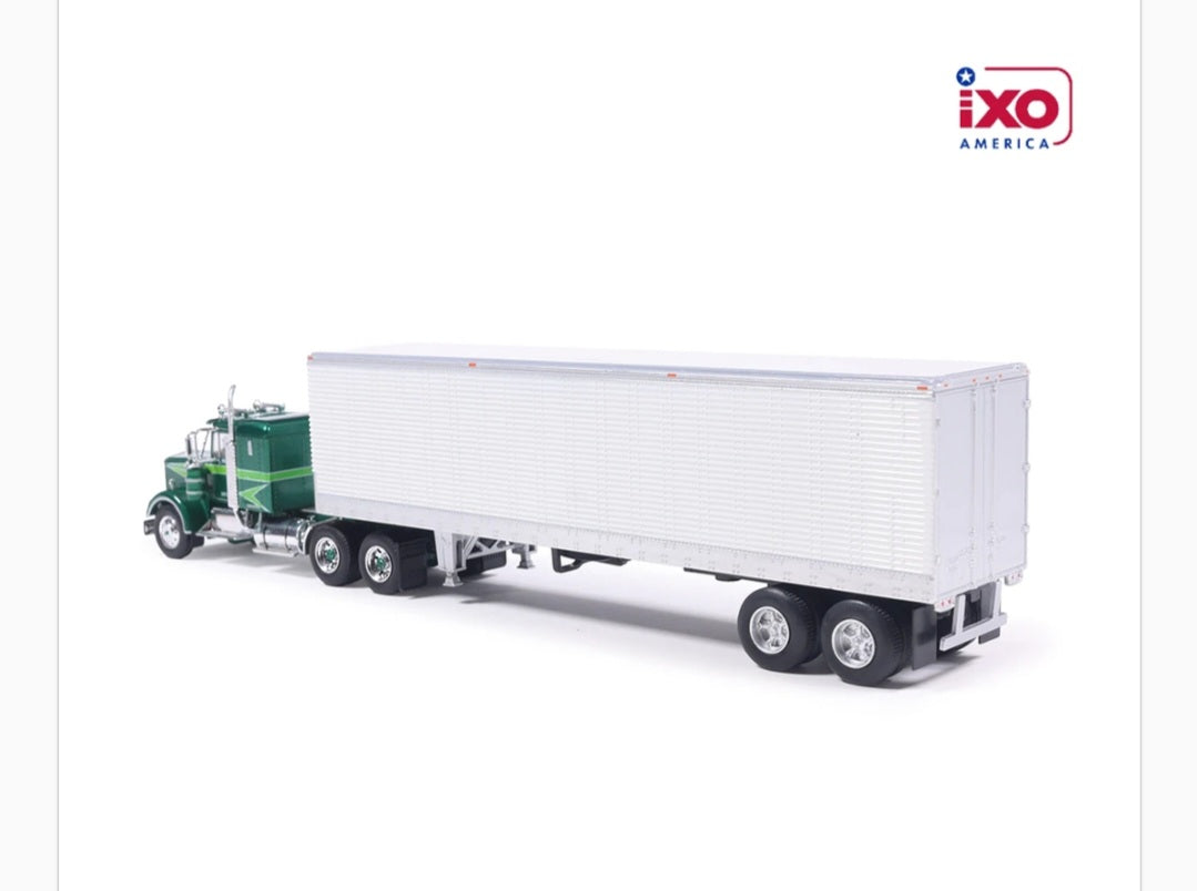 1:64 IXO 1974 Kenworth Green W925 (Movin' On Truck)