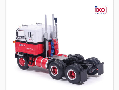 1:64 IXO GMC Astro 95 Red and White