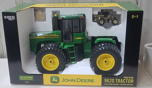 1:16 Ertl 9620 4x4 with gold 1:64 tractor Collectors Edition