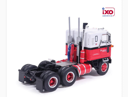 1:64 IXO GMC Astro 95 Red and White