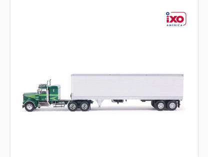 1:64 IXO 1974 Kenworth Green W925 (Movin' On Truck)