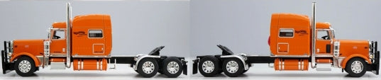 1:64 DCP Tri State Commodities Peterbilt 389 pulling a Chrome 43 foot high side Wilson Grain Trailer